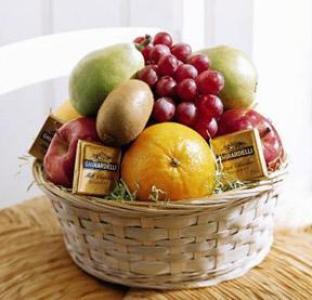 (image for) FRUIT AND CHOCOLATE BASKET